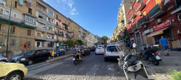 Apartamento de 2 dormitorios en Naples, Italy No. 325221 19