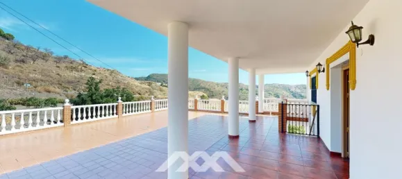 5 bedrooms House in Sedella, Spain No. 43049 41