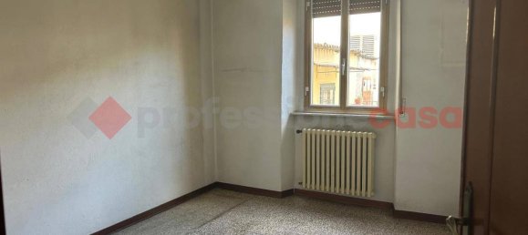4 rooms Apartment in Gallicano, Italy No. 320379 9