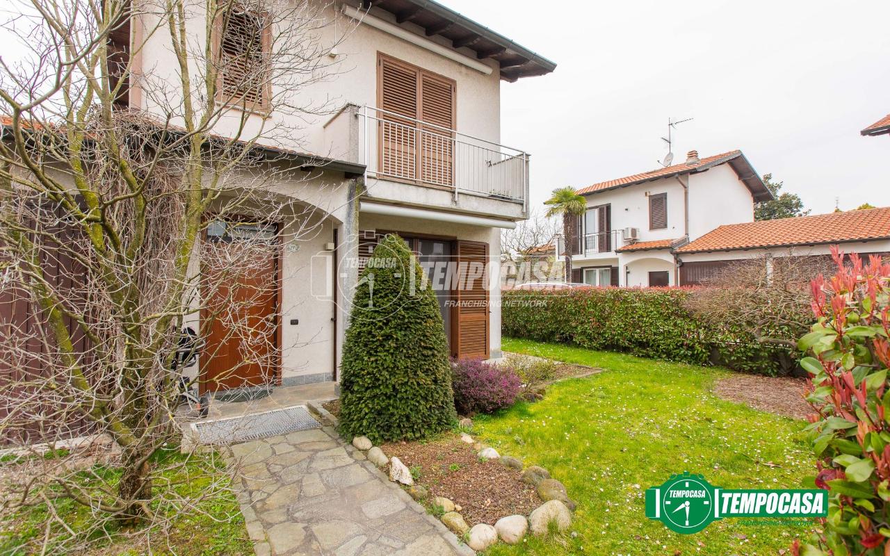 3غرفة فيلا في Arconate, Italy رقم 9388