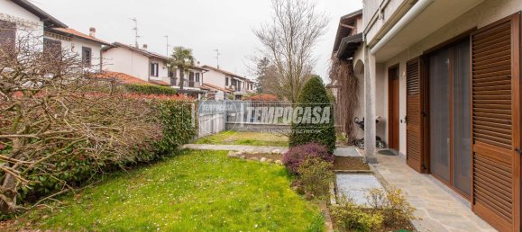 3غرفة فيلا في Arconate, Italy رقم 9388 25