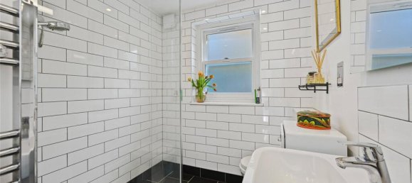 2 bedrooms Apartment in London, United Kingdom No. 3683 10