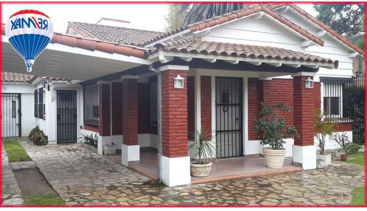 3 bedrooms Farm in San Miguel, Argentina No. 43078