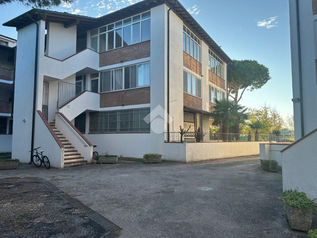 3 bedrooms Apartment in Comacchio, Italy No. 359924