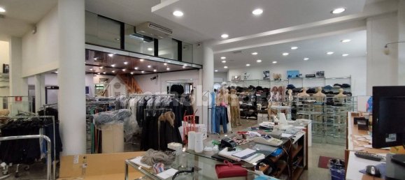 1 room Commercial property in Abano Terme, Italy No. 321654 5