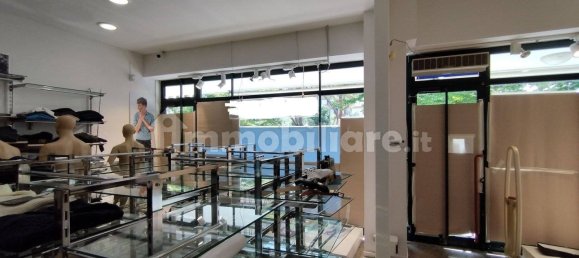 1 room Commercial property in Abano Terme, Italy No. 321654 2