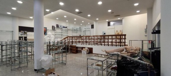 1 room Commercial property in Abano Terme, Italy No. 321654 6