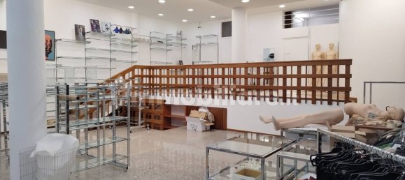 1 room Commercial property in Abano Terme, Italy No. 321654 8