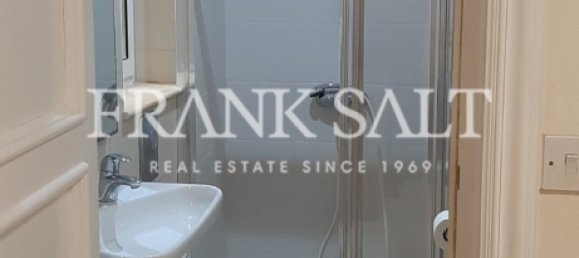 3 bedrooms Apartment in Victoria, Malta No. 6121 11