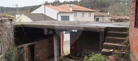 2 bedrooms House in Viseu, Portugal No. 24736 15