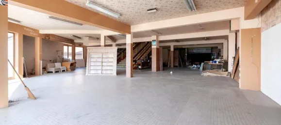 1200m² Commercial property in Mont-de-Marsan, France No. 351031 8