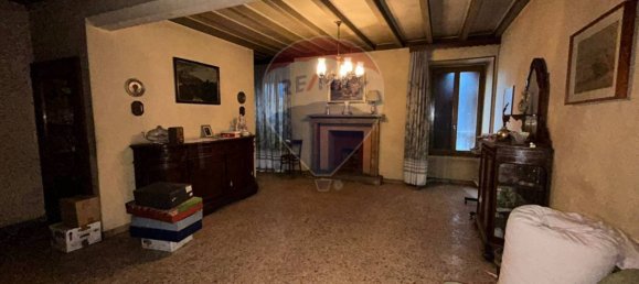 Apartamento T3 em Castiglione delle Stiviere, Italy N.º 381218 5