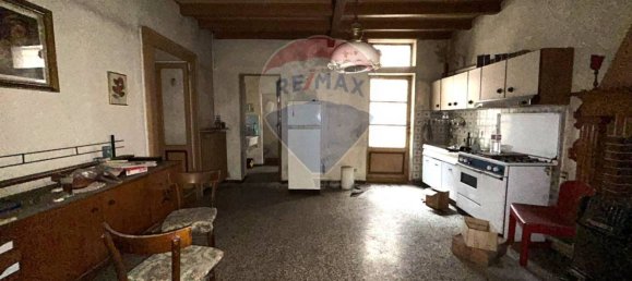 Apartamento T3 em Castiglione delle Stiviere, Italy N.º 381218 8