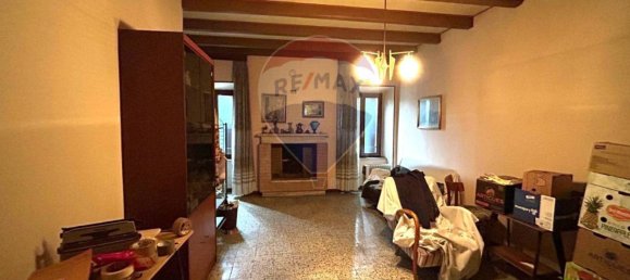 Apartamento T3 em Castiglione delle Stiviere, Italy N.º 381218 2