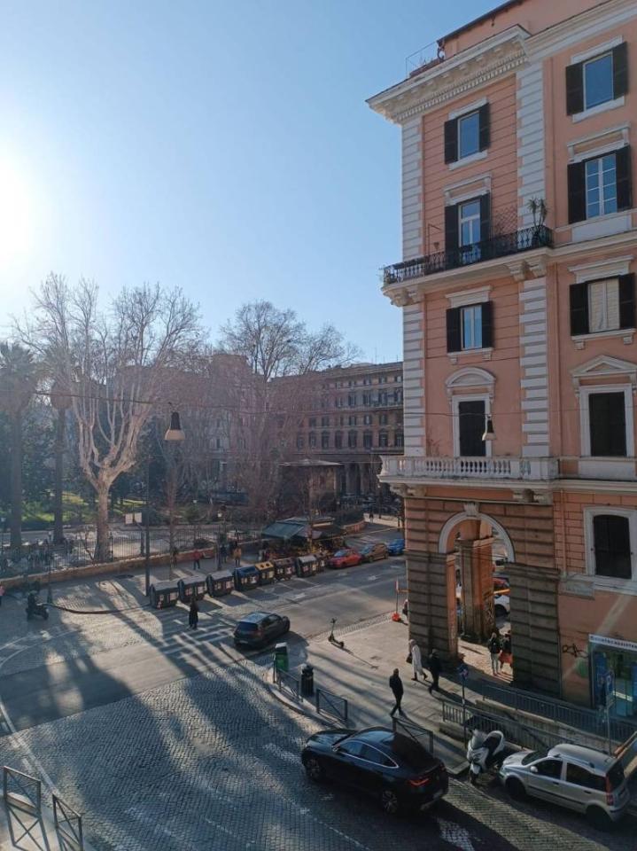 5-salle Appartement à Rome, Italy No. 40179