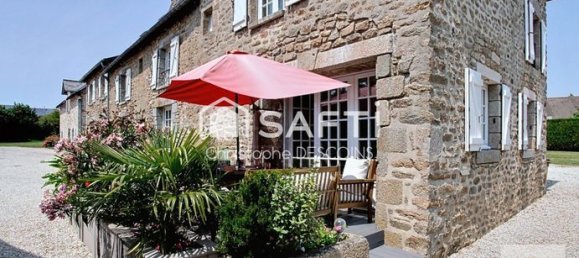 10 bedrooms House in Mayenne, France No. 311449 2