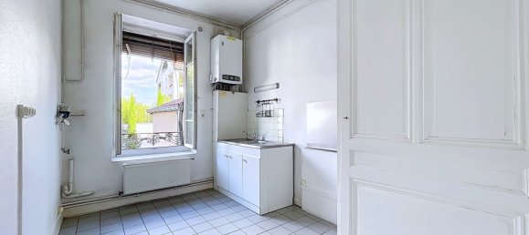 2 bedrooms Apartment in Lyon, France No. 279321 7