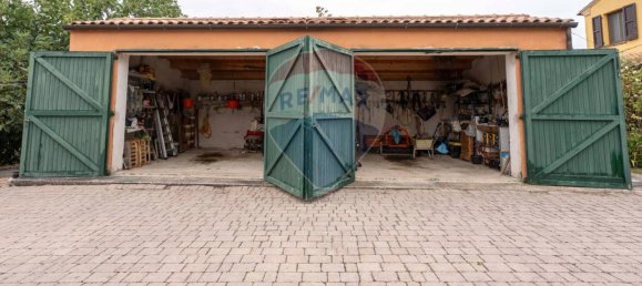 4 bedrooms House in Morrovalle, Italy No. 313524 43