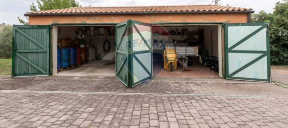 4 bedrooms House in Morrovalle, Italy No. 313524 44