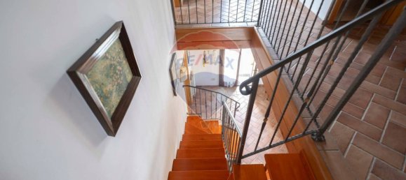 4 bedrooms House in Morrovalle, Italy No. 313524 26