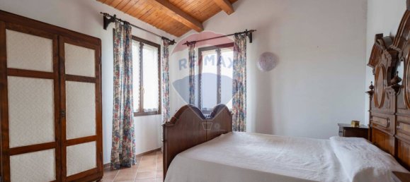 4 bedrooms House in Morrovalle, Italy No. 313524 37