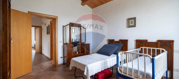 4 bedrooms House in Morrovalle, Italy No. 313524 32