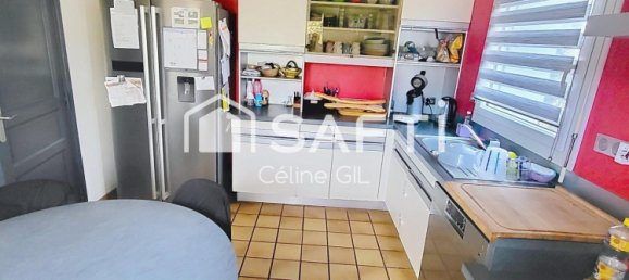 4 bedrooms House in Guegon, France No. 274328 9