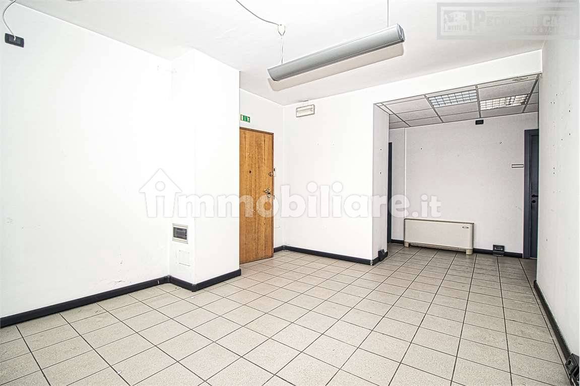 5-Zimmer Büro in Modena, Italy, Nr. 390084