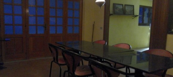 5 rooms Villa in Carrara, Italy No. 51770 4