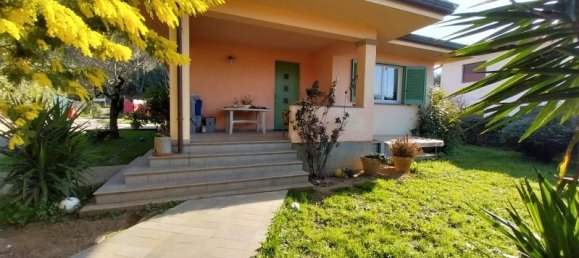5 rooms Villa in Massarosa, Italy No. 237469 3