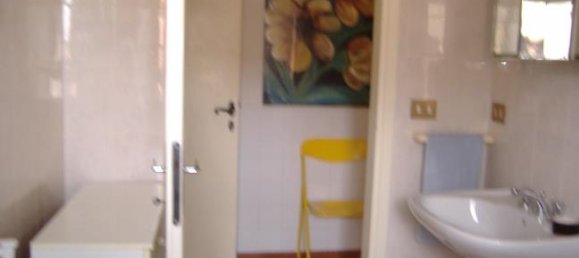 3 bedrooms House in Riva del Po, Italy No. 253441 4