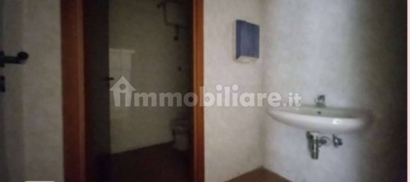 65m² Commercial property in Marcianise, Italy No. 315761 5