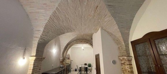 3 bedrooms House in Loreto Aprutino, Italy No. 402611 7