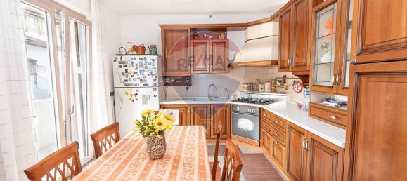 9-Zimmer Haus in Montemarciano, Italy, Nr. 7055 13