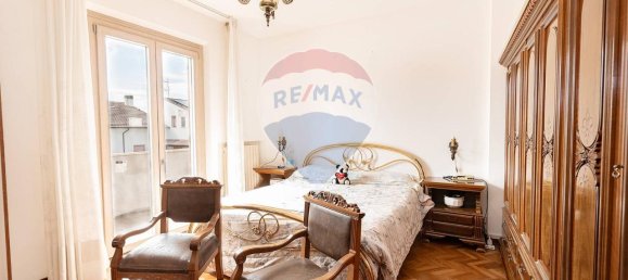 9-Zimmer Haus in Montemarciano, Italy, Nr. 7055 30