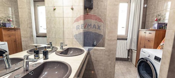 9-Zimmer Haus in Montemarciano, Italy, Nr. 7055 41