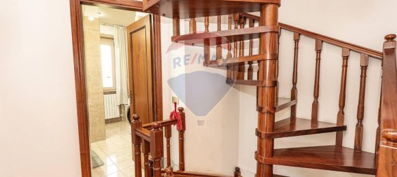 9-Zimmer Haus in Montemarciano, Italy, Nr. 7055 17