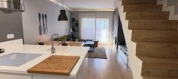Apartamento de 2 dormitorios en Castell-Platja d'Aro, Spain No. 187182 8