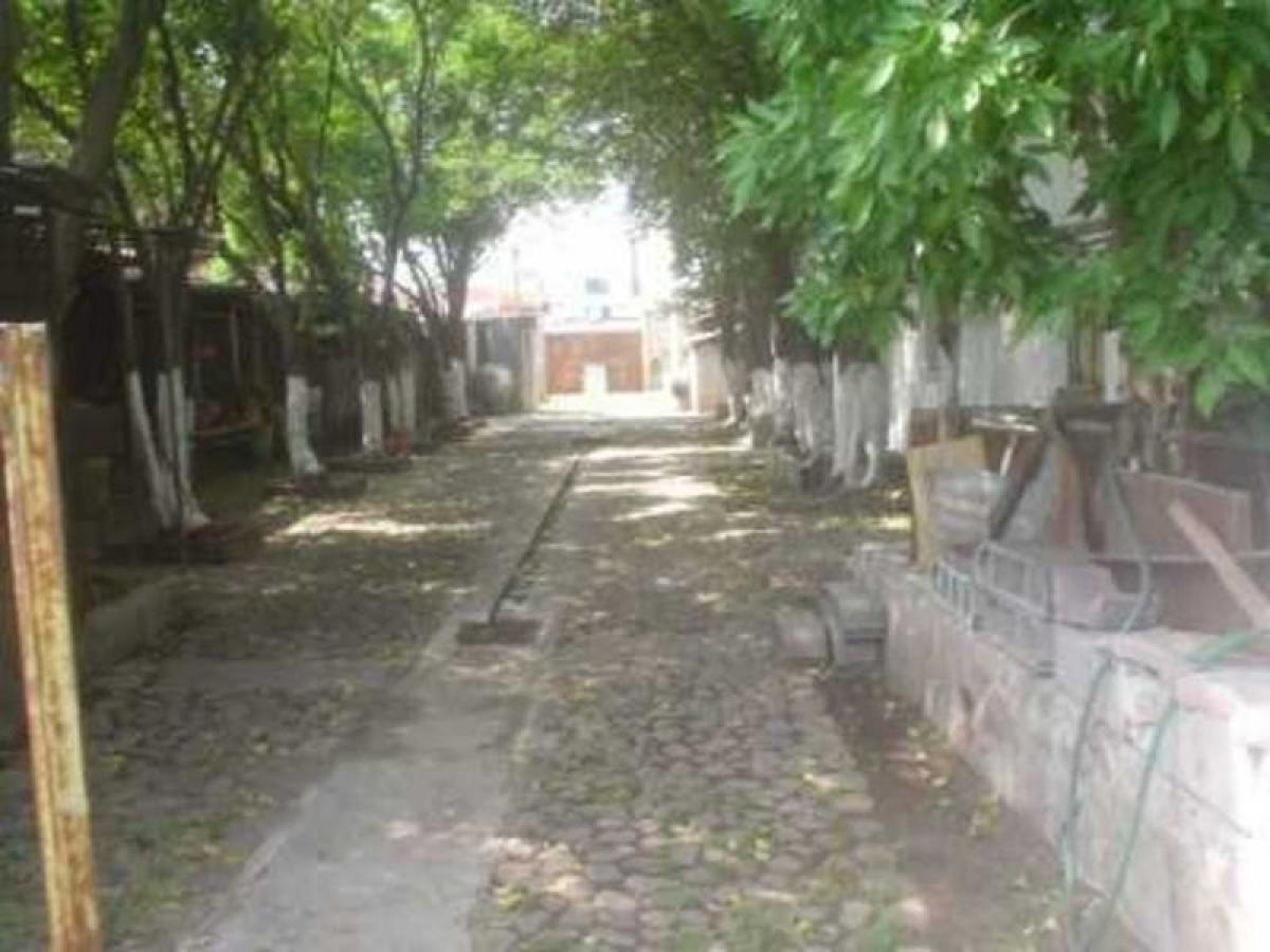  Land in Tultitlan, Mexico No. 205798