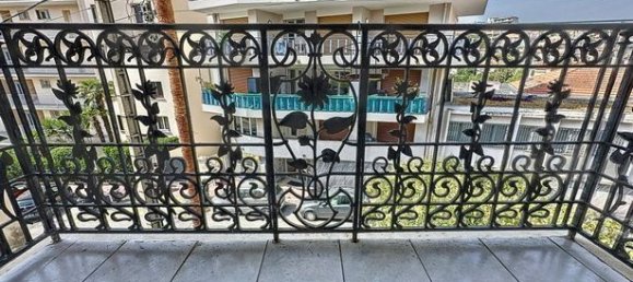 2 Schlafzimmer Wohnung in Cannes, France, Nr. 306895 8