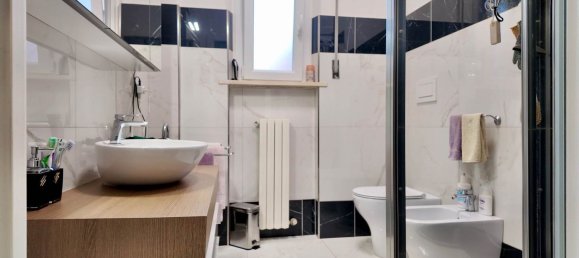 4غرفة شقة في Ancona, Italy رقم 269692 30