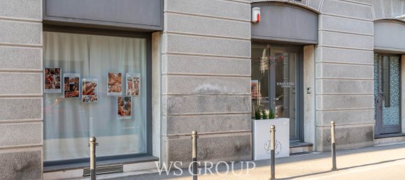 3-salle Propriété commerciale à Monza, Italy No. 12425 21