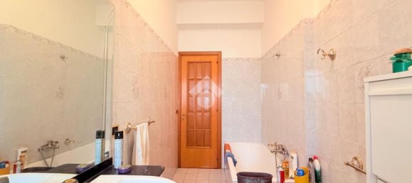 3-salle Appartement à Catania, Italy No. 267595 12