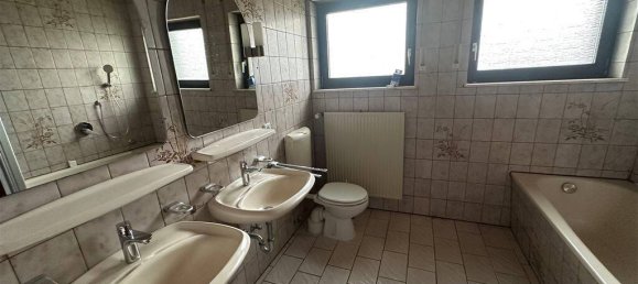 5 rooms Bungalow in Westerwaldkreis, Germany No. 92206 12