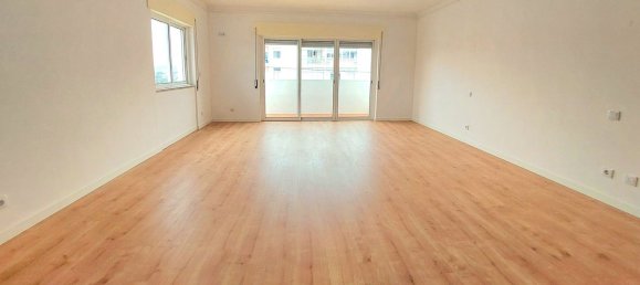 7 bedrooms House in Loures, Portugal No. 166930 2