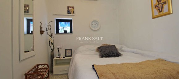 Мезонет с 3 спальнями в Сент-Джулианс, Мальта № 3393 10