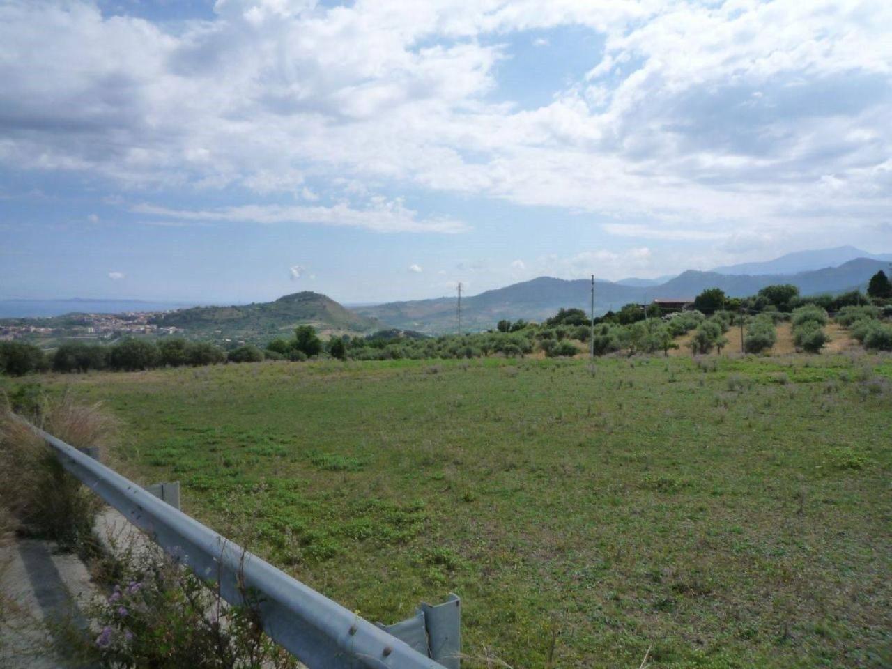 14000m² Land in Furnari, Italy No. 159949