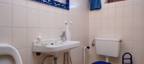 8 rooms House in Regensburg, Germany No. 187882 9