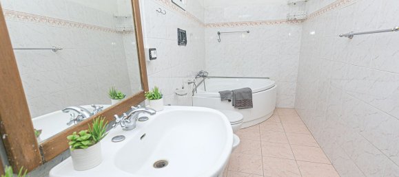 5 rooms Apartment in Deiva Marina, Italy No. 92728 14