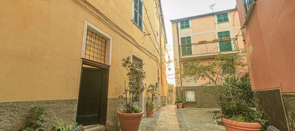 5 rooms Apartment in Deiva Marina, Italy No. 92728 19